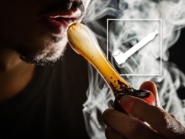 Come Fumare Cannabis Usando Una Pipa - Zamnesia